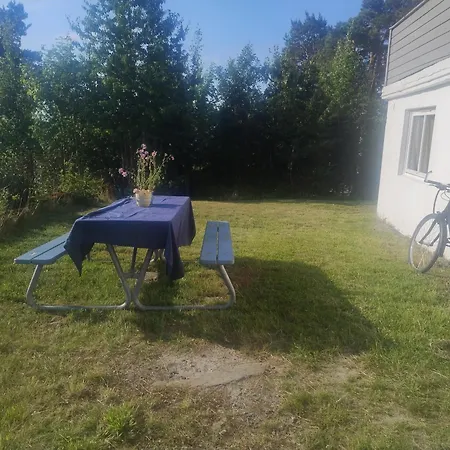 Naer Sentrum Stor, Privat Og Koselig Rom Habitación en casa particular Arendal